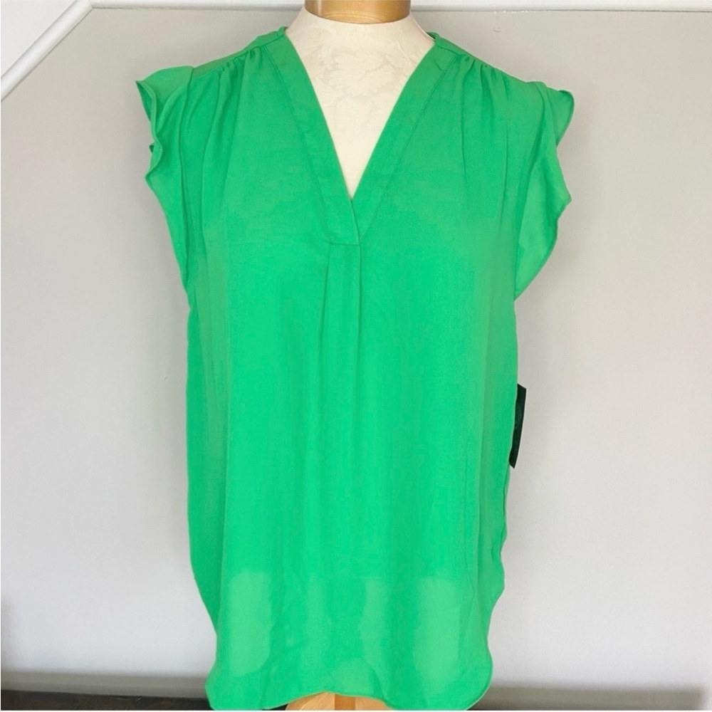 VINCE CAMUTO Flutter Cap Sleeve V-Neck Blouse in Vivid Green NEW Size Small
